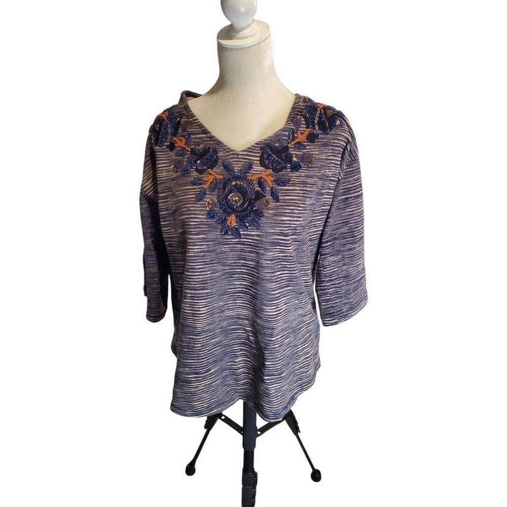 Soft Surroundings Embellished Top size Medium‎